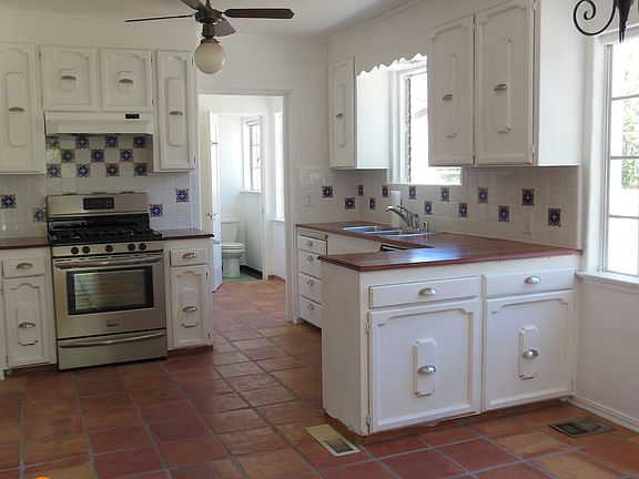 5th image of 301 E Terrace Ave