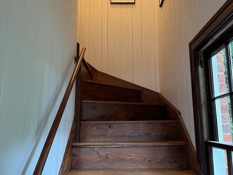 1022 Englewood Dr #1 — Photo 9
