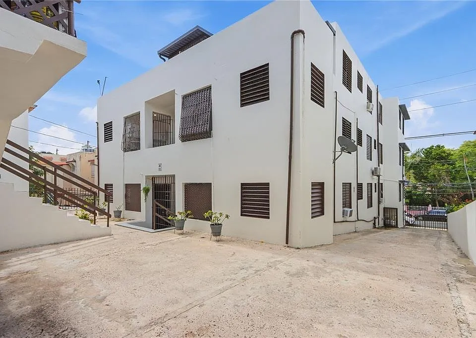 Calle Pineiro Apt 3a Urb. Garcia Ubarri #67