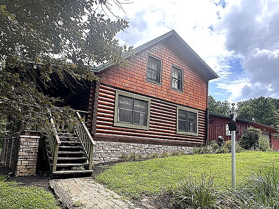 5th image of 5988 Gentry Rd