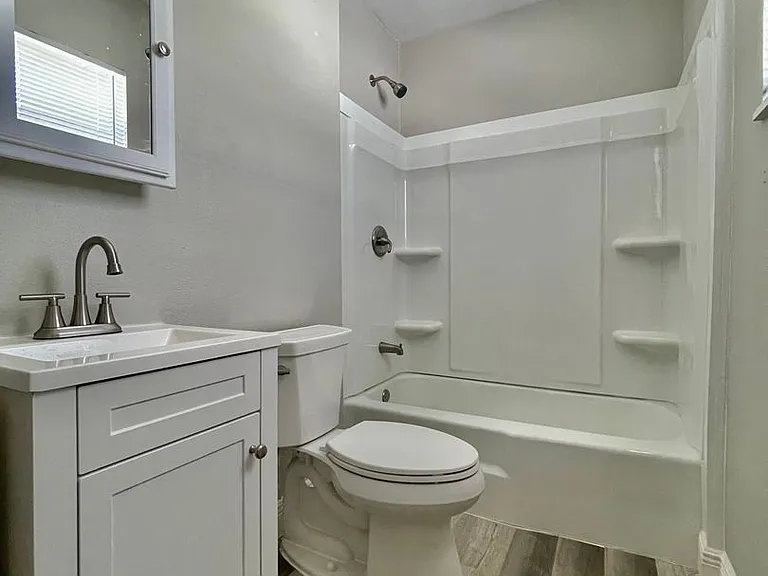 232 Camacho St — Photo 7