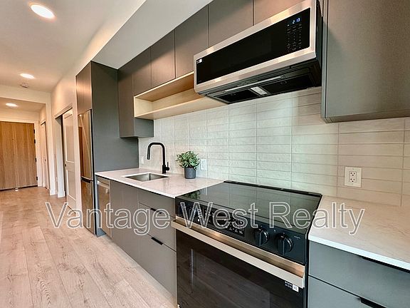 2nd image of 620 Coronation Ave #308