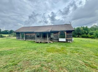 65 Buster Woods Rd, Hickory Valley, TN 38042