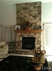 5th image of 1460 Willow Dr