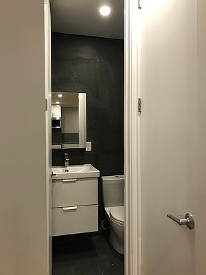 4th image of 590 W 204th St APT A1