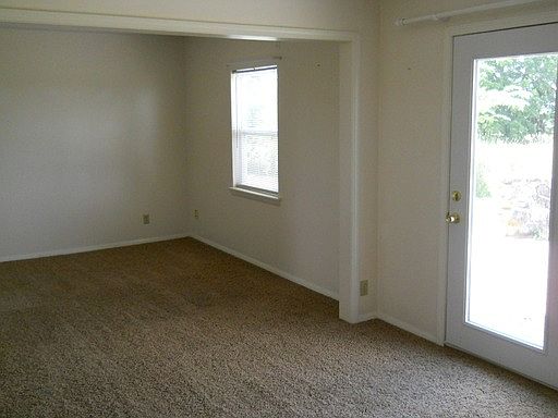 5th image of 2239 N Farm Road 213