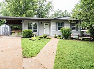 1036 Nagia Ct, Fenton, MO 63026