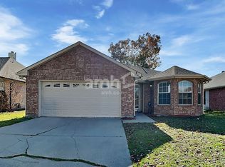 1144 Breezewood Dr, Lewisville, TX 75077