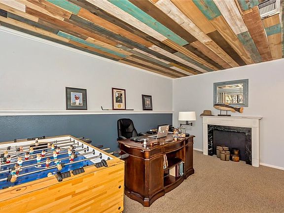 3rd image of 3807 Hastings Dr