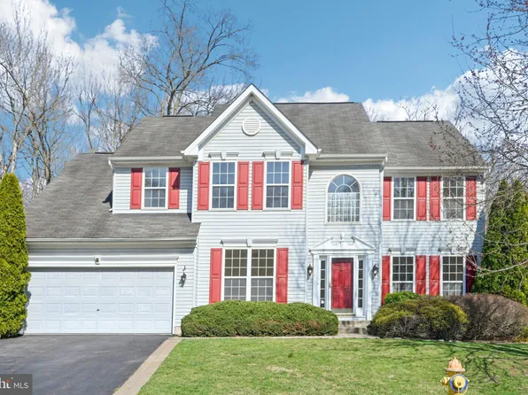 109 Glencoe Ct, Newark, DE 19702