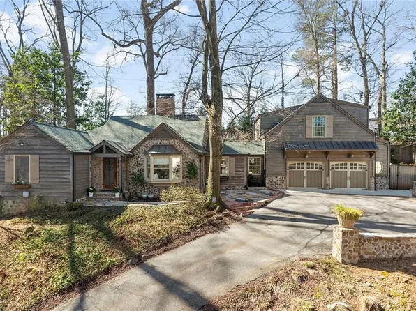 2102 Brookview Dr NW, Atlanta, GA 30318