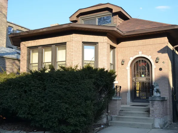 6247 N Rockwell St, Chicago, IL 60659