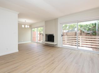 8211 Redlands St APT 3, Playa Del Rey, CA 90293