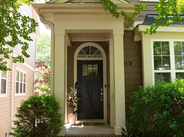130 S Camellia St, Chapel Hill, NC 27516