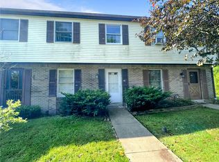 319 Dolomite Ct, Latrobe, PA 15650