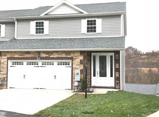 22 Turnstone Dr, Morgantown, WV 26505