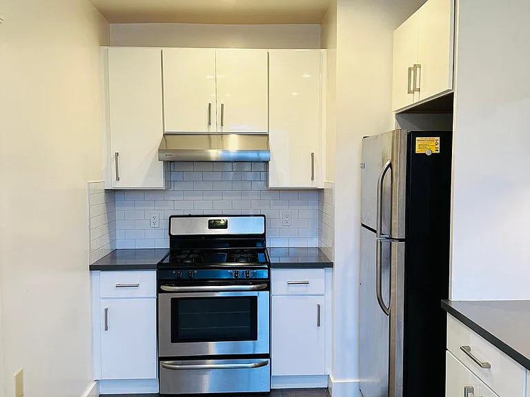 1333 Balboa St #4 — Photo 4