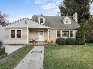 12 Adair Rd, Cortlandt Manor, NY 10567