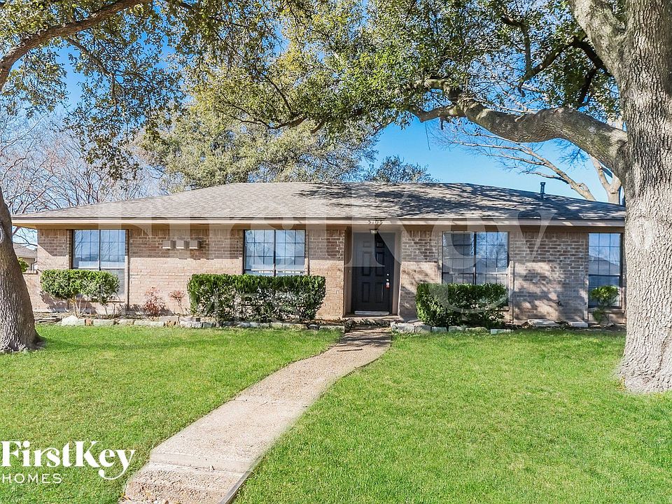 1st image of 5105 Barcelona Dr