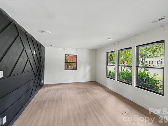 2nd image of 3801 Woodleaf Rd