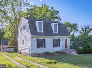 902 Hauf Ave, Baltimore, MD 21221