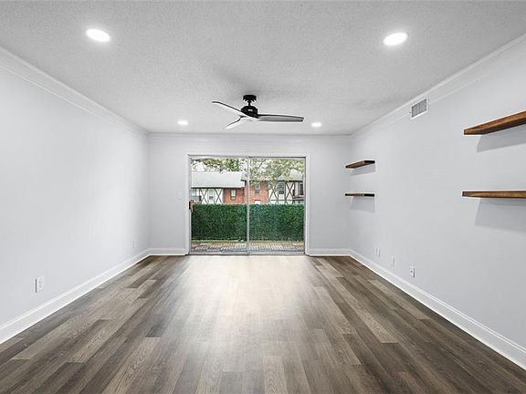 5th image of 6851 Roswell Rd APT N10