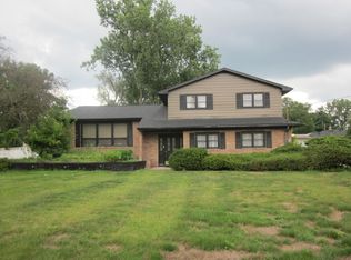 3701 Starlight Ln, Lansing, MI 48911