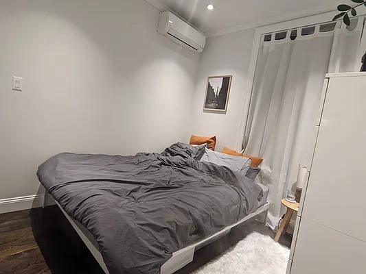 Rented by Avenues Real Estate | media 11