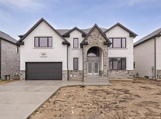 216 Cowan Ct, Amherstburg, ON