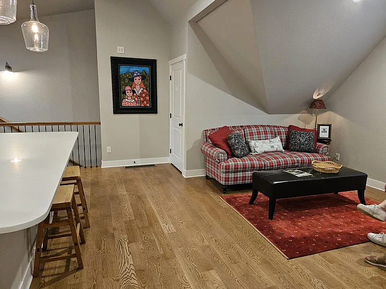 302 E Geneseo St #B — Photo 18