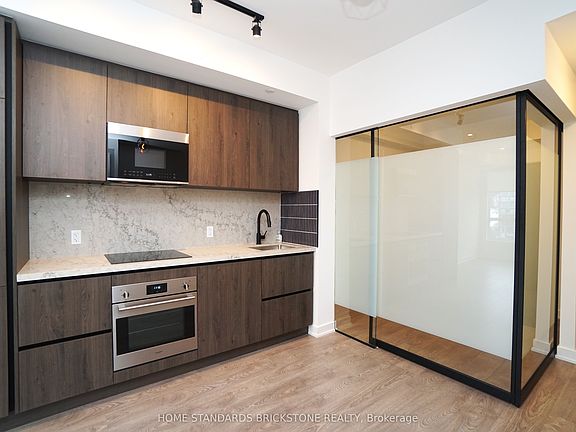 3rd image of 108 Peter St #3803
