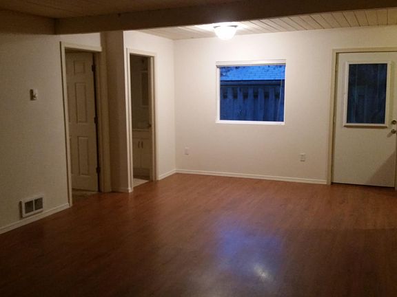 5th image of 822 3rd Ave NW #B