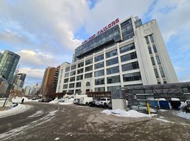 637 Lake Shore Blvd W