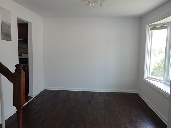 4th image of 4115 N Lincoln St