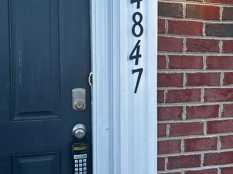 4847 Limestone Ct — Photo 13