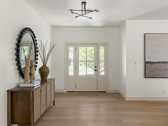 5th image of 1808 Westminster Pl