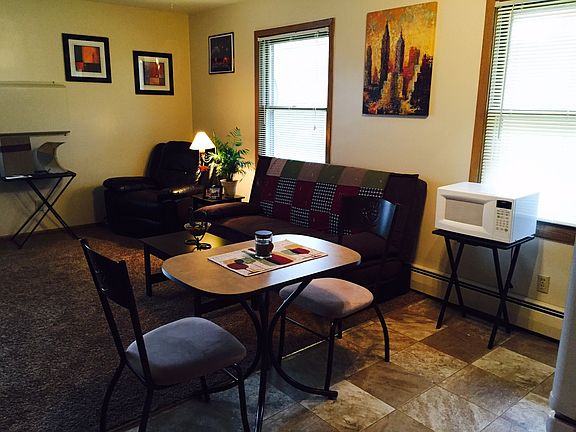 3rd image of 1520 University Dr SE APT 6