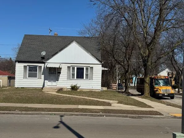 4102 West Capitol DRIVE, Milwaukee, WI 53216