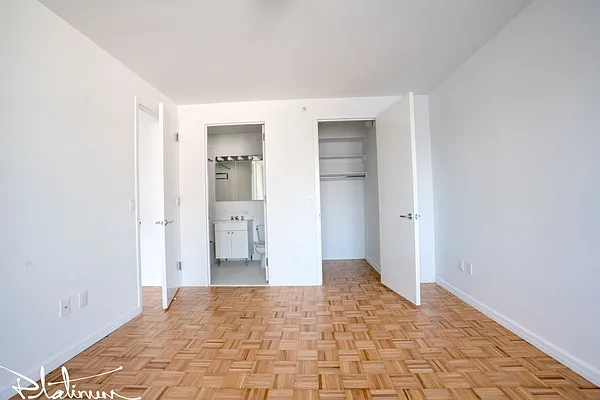 Rented by Platinum Properties | media 8