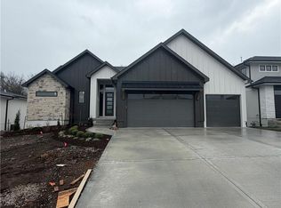 15301 W 162nd St, Olathe, KS 66062
