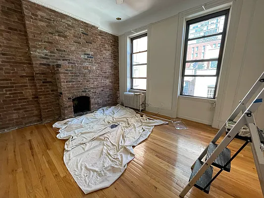 Rented by Bond New York | media 1