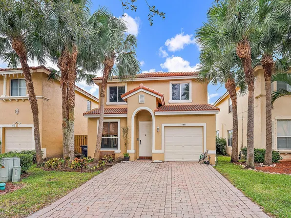 4351 Lake Lucerne Circle, West Palm Beach, FL 33409