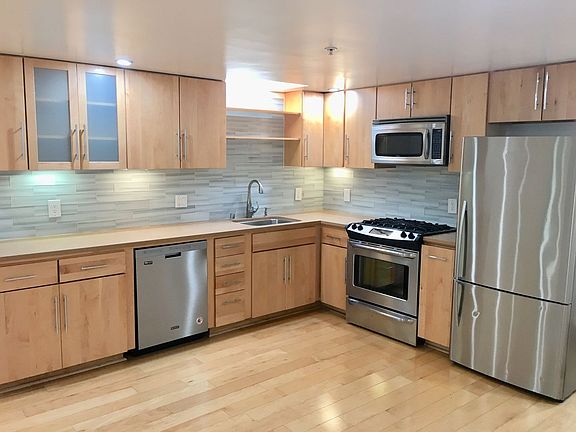 3rd image of 3657 Clay St
