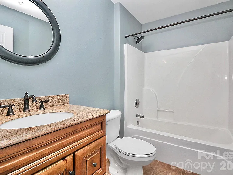 621 Raphael Pl — Photo 9