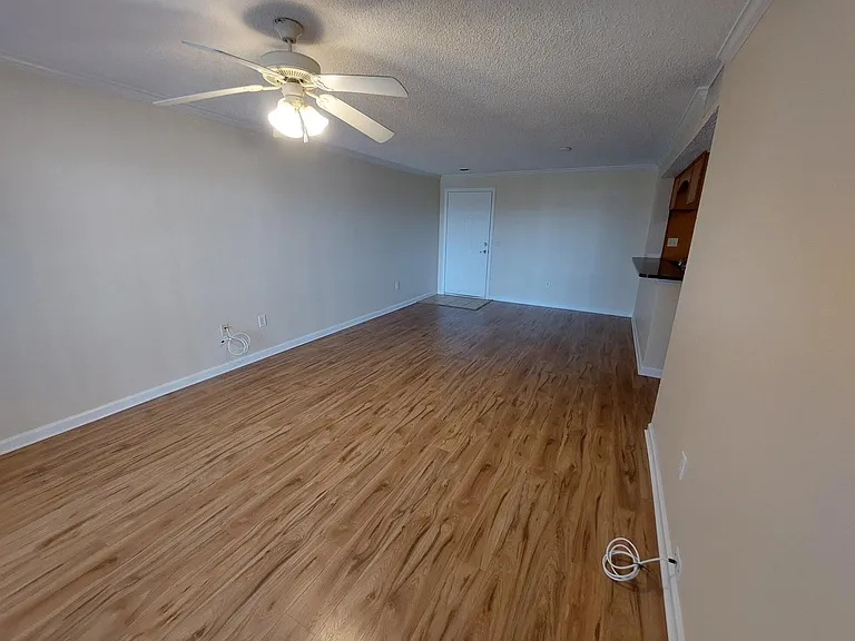 2500 Winding Creek Blvd #E201 — Photo 29