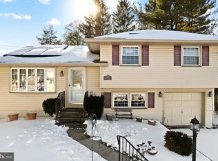 342 Dearborne Ave, Blackwood, NJ 08012