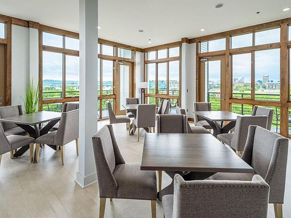 5th image of 200 Manufacturers Rd APT 315