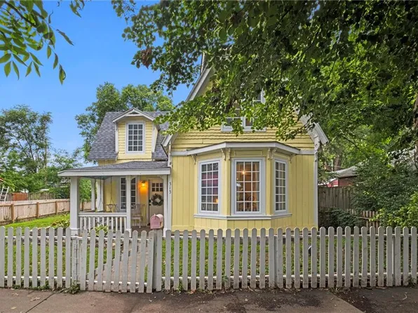 313 Elm St, Lawrence, KS 66044