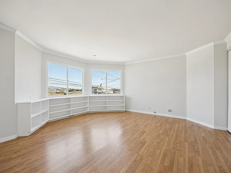 Enormous 2nd bedroom with views.