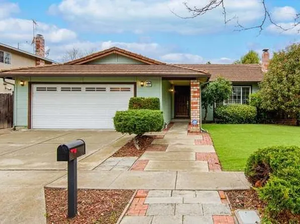 211 Helado Rd, Fremont, CA 94539